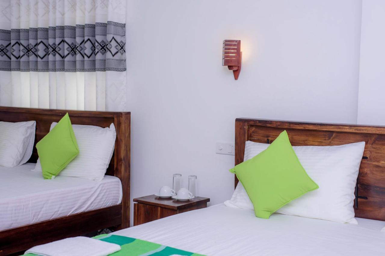 Scenery River Star Hotel Hikkaduwa Exterior photo