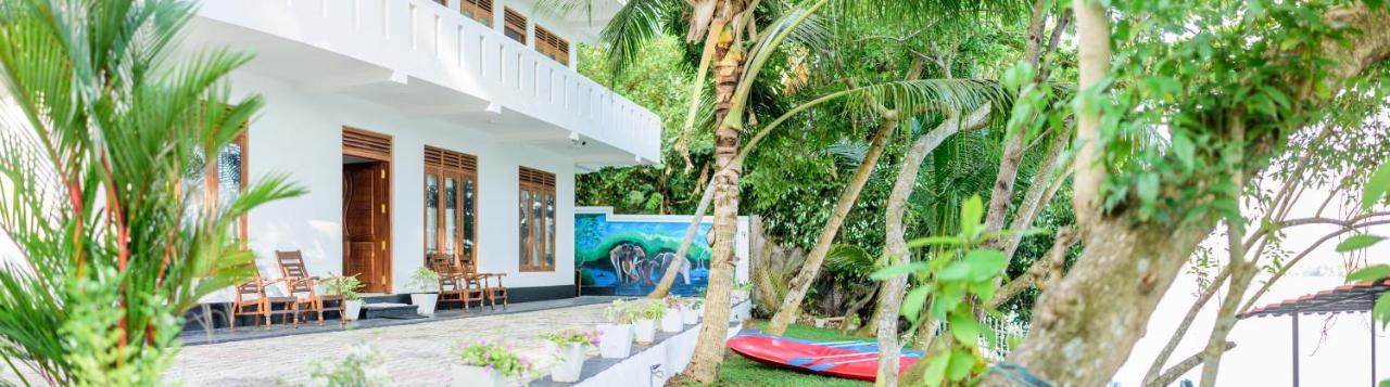 Scenery River Star Hotel Hikkaduwa Exterior photo